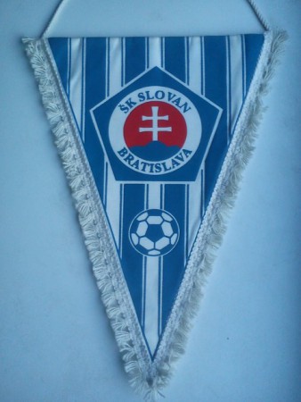BRATISLAVA ŠK SLOVAN -32-